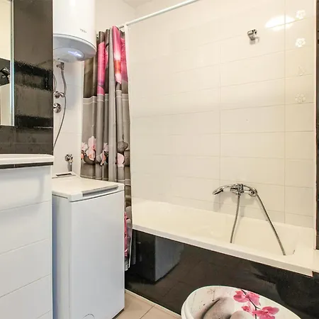 Awesome In With Kitchen * زادار